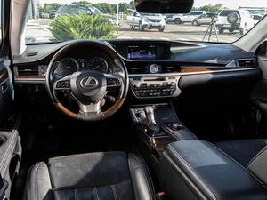 Седан Lexus ES 2017 года, 2898000 рублей, Краснодар