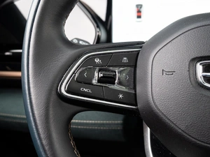 Внедорожник Geely Monjaro 2023 года, 3350000 рублей, Краснодар