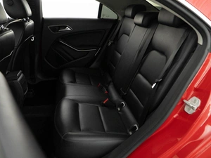 Седан Mercedes-benz CLA-класс 2013 года, 1398999 рублей, Москва