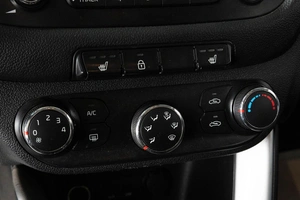 Хетчбэк Kia Rio 2012 года, 949000 рублей, Красноярск