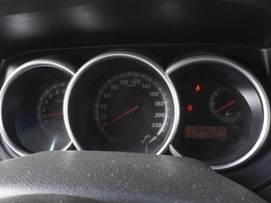 Седан Nissan Tiida 2010 года, 820000 рублей, Ростов-на-Дону