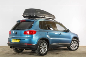 Внедорожник Volkswagen Tiguan 2011 года, 1199000 рублей, Тюмень