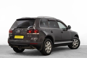 Внедорожник Volkswagen Touareg 2008 года, 1449000 рублей, Барнаул