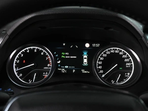 Седан Toyota Camry 2021 года, 2999000 рублей, Аксай