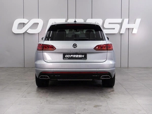 Внедорожник Volkswagen Touareg 2023 года, 9749000 рублей, Воронеж