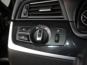 Седан BMW 5 серия 2011 года, 1589000 рублей, Воронеж