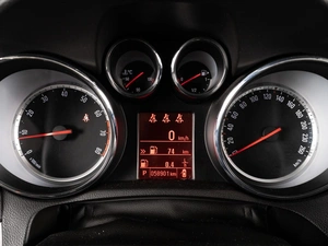 Внедорожник Opel Mokka 2013 года, 1299000 рублей, Тюмень