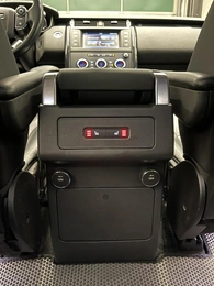 Внедорожник Land Rover Discovery 2017 года, 3500000 рублей, Красноярск