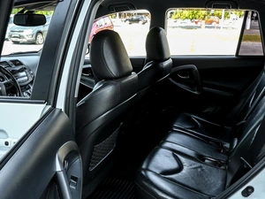 Внедорожник Toyota RAV4 2012 года, 1765000 рублей, Волгоград