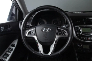Хетчбэк Hyundai Solaris 2012 года, 939000 рублей, Челябинск