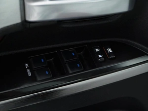 Внедорожник Toyota Land Cruiser 2016 года, 4949700 рублей, Москва
