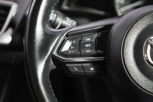 Хетчбэк Mazda Axela 2018 года, 1449000 рублей, Новосибирск