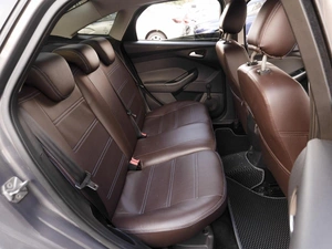 Седан Ford Focus 2012 года, 799000 рублей, Саратов