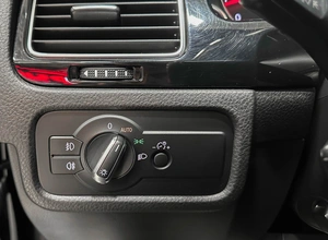 Внедорожник Volkswagen Touareg 2016 года, 2697000 рублей, Красноярск