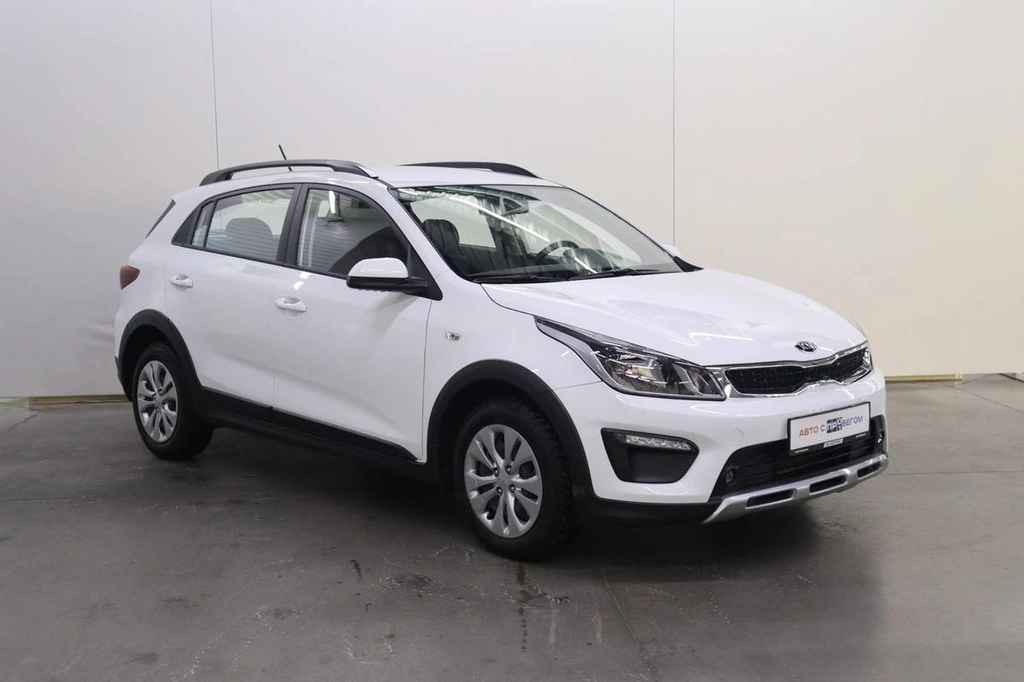 Хэтчбек Kia Rio 2018 года, 2040000 рублей, Брянск