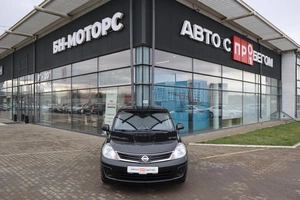 Седан Nissan Tiida 2012 года, 675000 рублей, Мирное