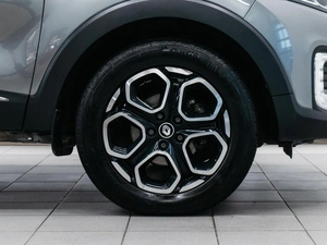 Внедорожник Renault Kaptur 2022 года, 1799000 рублей, Красноярск