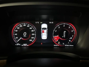 Седан Volvo S90 2019 года, 2699050 рублей, Москва