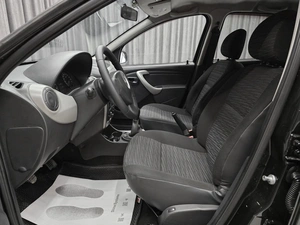 Хетчбэк Renault Sandero 2011 года, 450000 рублей, Красноярск