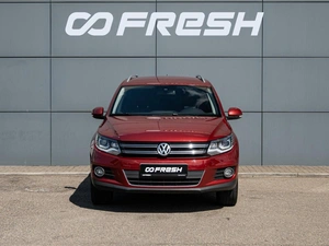 Внедорожник Volkswagen Tiguan 2011 года, 1395000 рублей, Краснодар