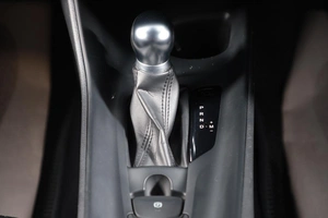 Внедорожник Toyota C-HR 2018 года, 1859000 рублей, Новосибирск