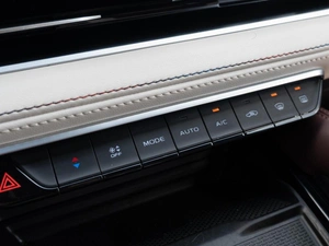 Внедорожник Geely Monjaro 2023 года, 3250000 рублей, Краснодар