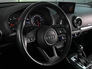 Хетчбэк Audi A3 2019 года, 2199000 рублей, Аксай
