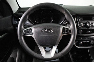 Седан ВАЗ (LADA) Vesta 2018 года, 959000 рублей, Сургут