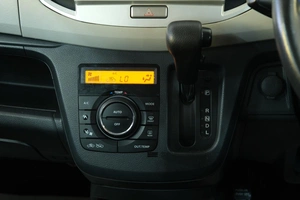 Хетчбэк Suzuki Wagon R 2015 года, 619000 рублей, Омск