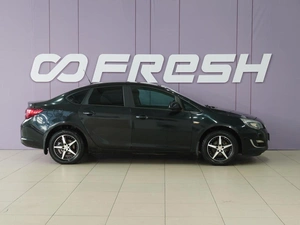Седан Opel Astra 2013 года, 715000 рублей, Тверь