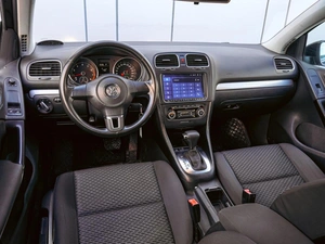 Хетчбэк Volkswagen Golf 2010 года, 930000 рублей, Краснодар