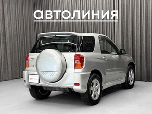 Внедорожник Toyota RAV4 2003 года, 680000 рублей, Красноярск
