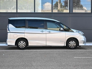 Минивэн Nissan Serena 2019 года, 2329000 рублей, Кирилловка