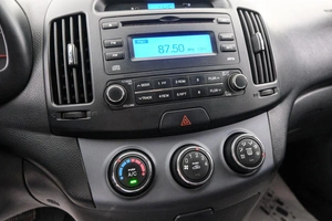 Седан Hyundai Elantra 2009 года, 849000 рублей, Красноярск