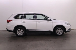 Внедорожник Mitsubishi Outlander 2018 года, 1950000 рублей, Брянск