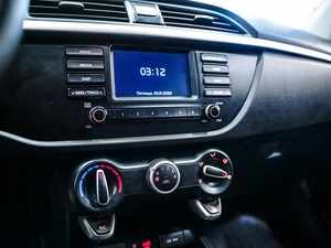 Седан Kia Rio 2019 года, 1199000 рублей, Красноярск