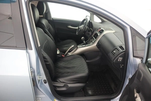 Хэтчбек Toyota Auris 2007 года, 630000 рублей, Орёл