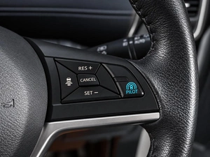 Минивэн Nissan Serena 2018 года, 2489000 рублей, Тюмень