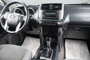 Внедорожник Toyota Land Cruiser Prado 2012 года, 2899000 рублей, Оренбург