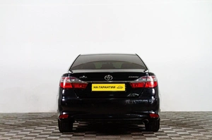 Седан Toyota Camry 2016 года, 2499000 рублей, Сургут