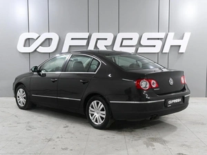 Седан Volkswagen Passat 2010 года, 899900 рублей, Ростов-на-Дону