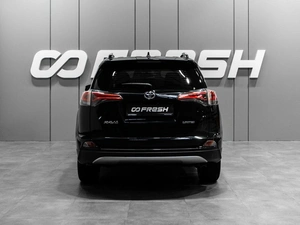 Внедорожник Toyota RAV4 2018 года, 2679000 рублей, Тюмень
