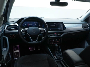 Лифтбек Volkswagen Polo 2021 года, 1849444 рублей, Москва