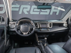 Внедорожник Toyota RAV4 2013 года, 1999000 рублей, Сургут