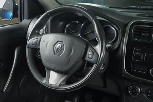 Хетчбэк Renault Sandero Stepway 2018 года, 929000 рублей, Тюмень