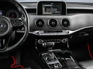 Лифтбек Kia Stinger 2019 года, 2554000 рублей, Кирилловка