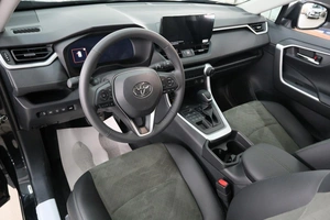 Внедорожник Toyota RAV4 2025 года, 4349000 рублей, Омск
