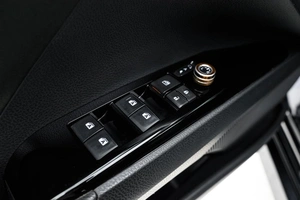 Седан Toyota Camry 2018 года, 2730000 рублей, Ульяновск