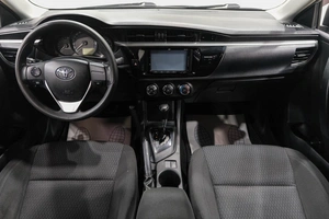 Седан Toyota Corolla 2014 года, 1199000 рублей, Новокузнецк