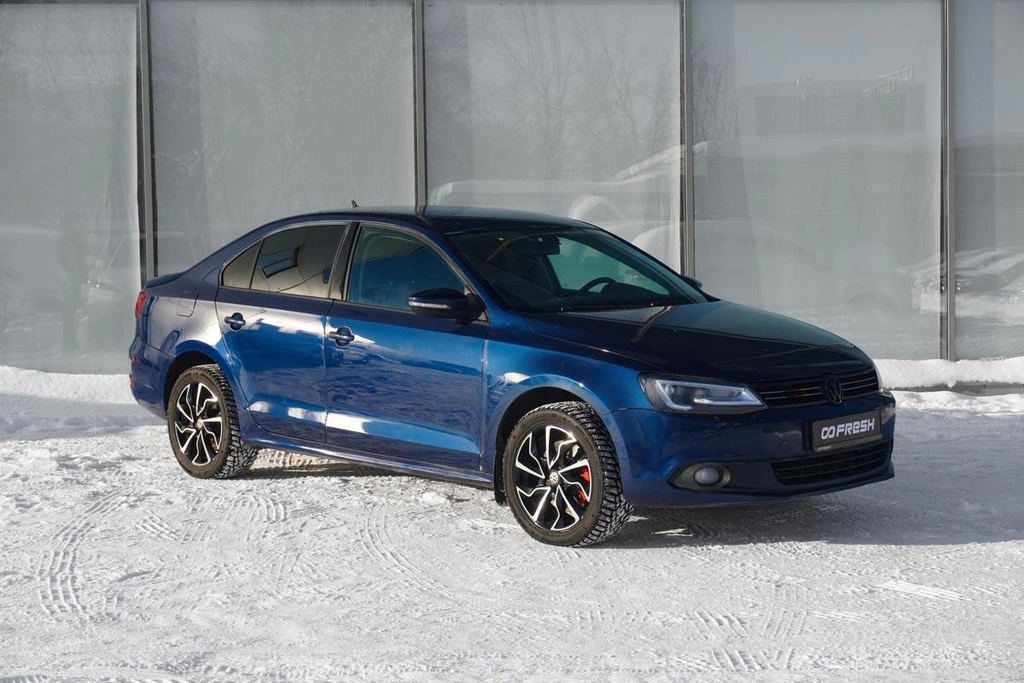 Седан Volkswagen Jetta 2012 года, 1090000 рублей, Тверь